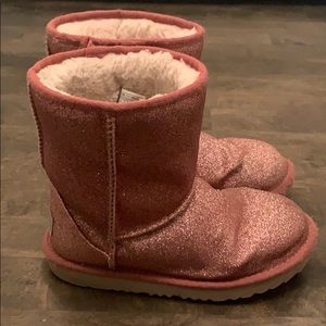 GUC Uggs 💕